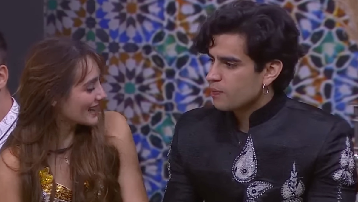 Acusan en redes sociales a Elaine Haro de acosar a Aarón Mercury