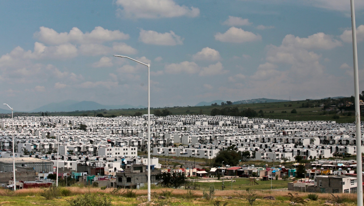 Prometen no repetir en Tlajomulco, el error conocido como Chernóbil con el conjunto de viviendas (Foto: Fernando Carranza)