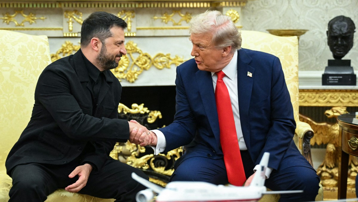 Volodimir Zelensky acudió vestido de traje a su reunión con Donald Trump. | AFP