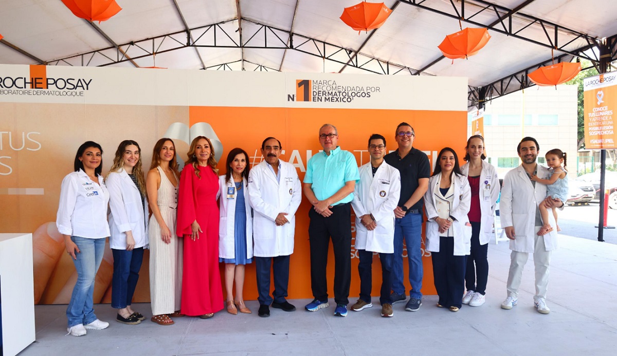 El Dr. Jorge Ocampo Candiani, vocero médico oficial, lideró la campaña de salud junto a un grupo de especialistas. (Cortesía)