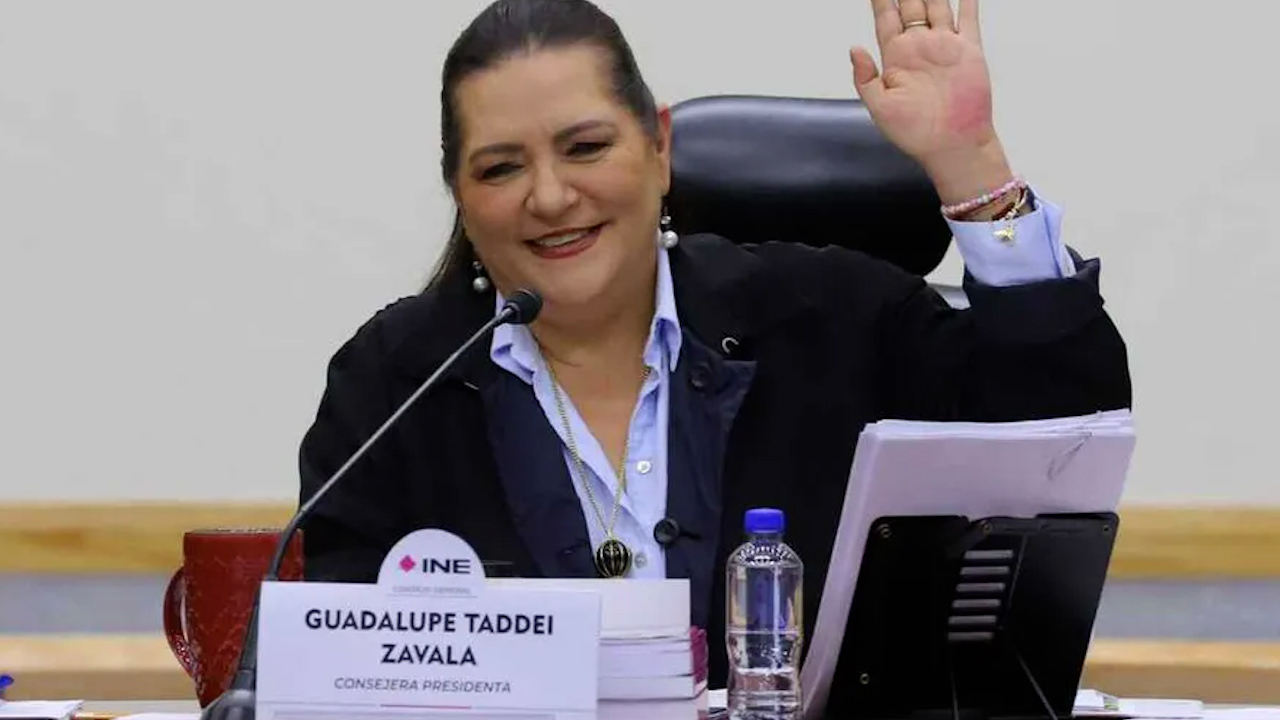 INE pide 15 mil 100 mdp para 2026 y asegura cumplir con austeridad republicana