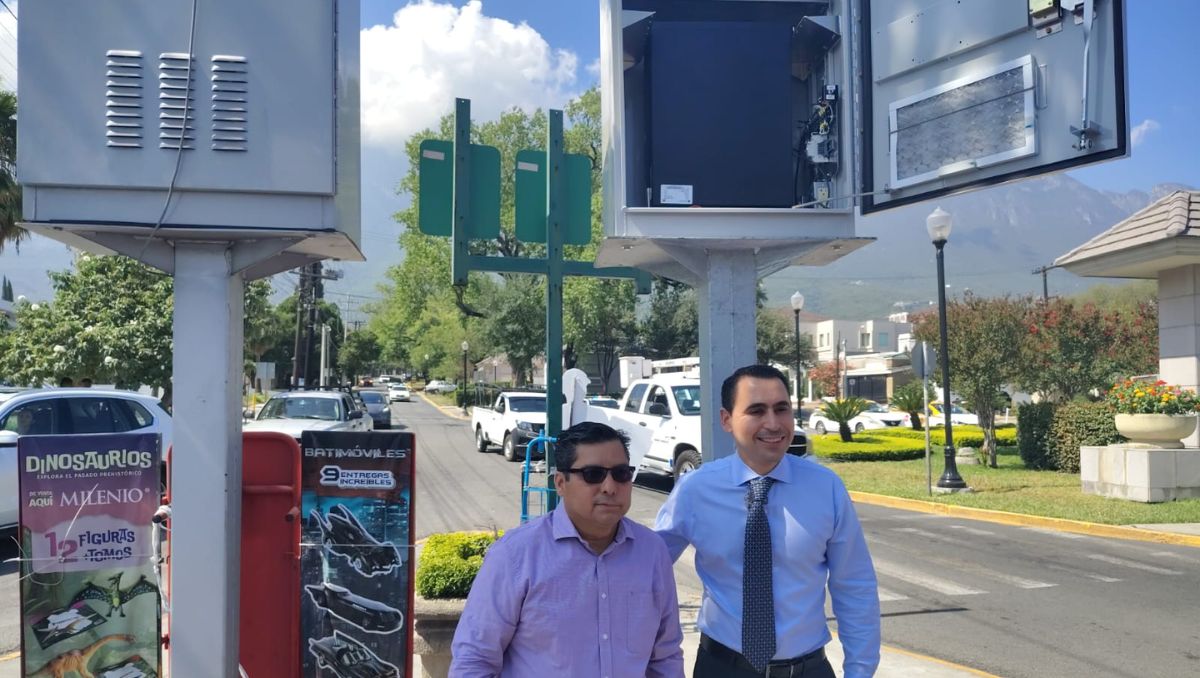 Luis Susarrey, secretario General, y Gabriel Ponce, director de Movilidad | Eduardo Mendieta