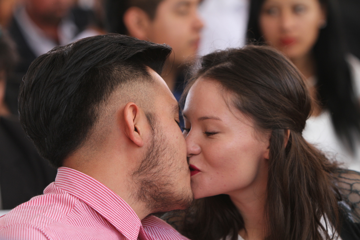 Parejas en Pachuca incrementan la demanda de matrimonios civiles en 2025. (Jorge Sánchez)
