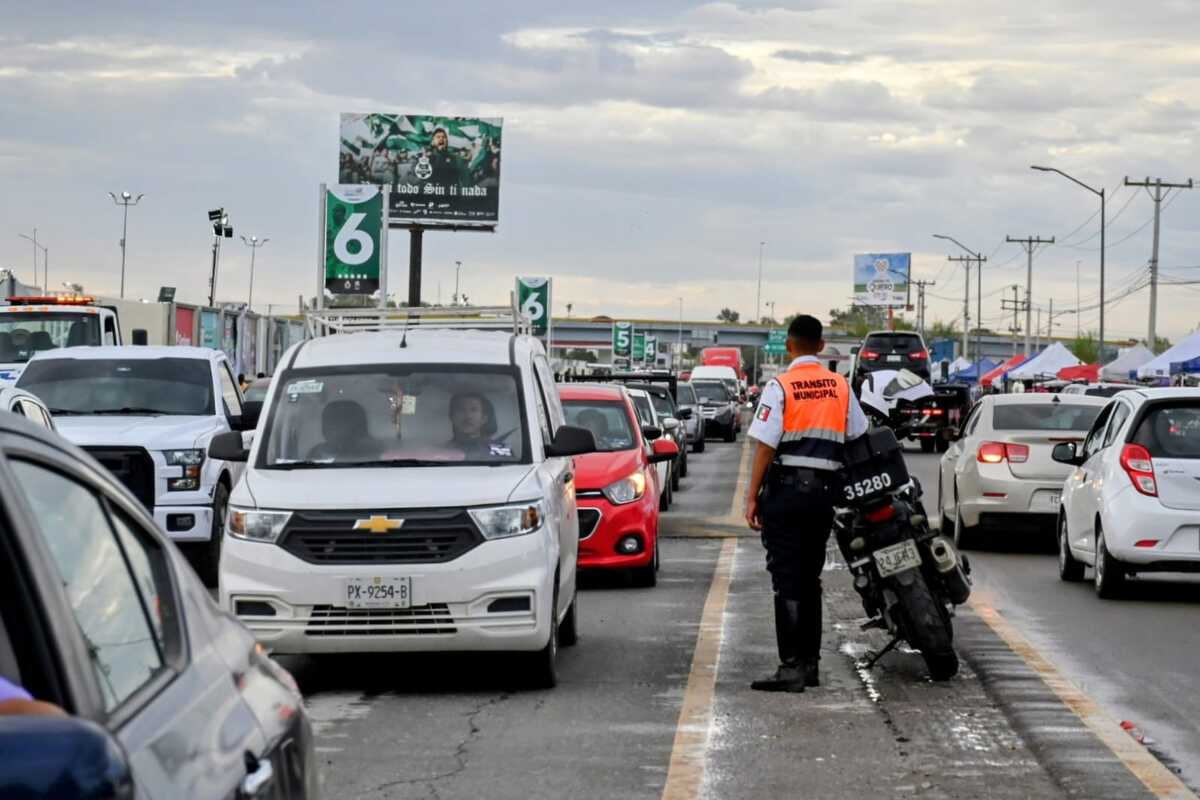 No atendieron las recomendaciones y fueron trasladados a otro lugar en grúas.| Roberto Amaya