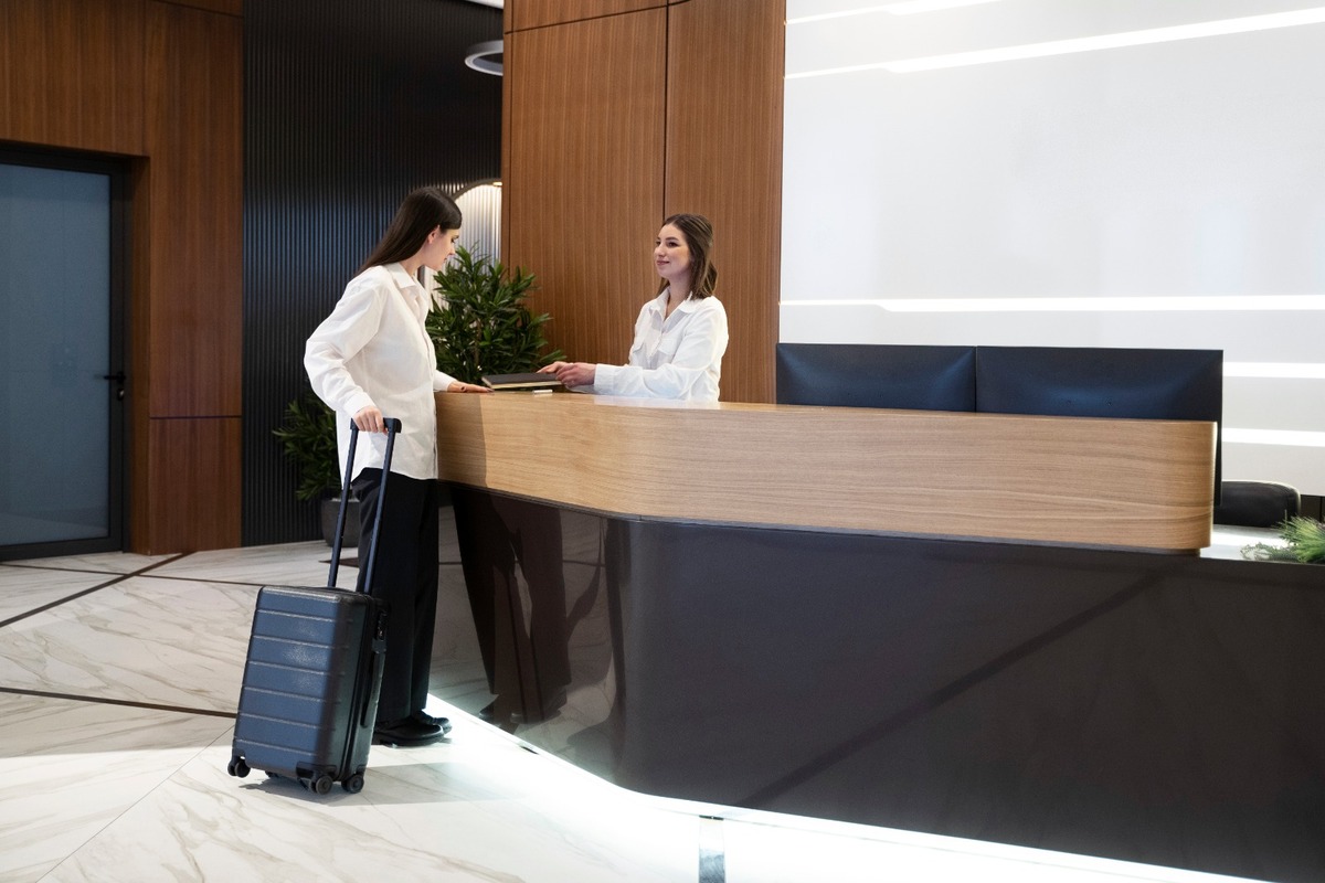 Barreras para los hoteles. | Especial