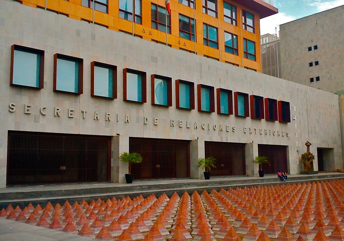 Embajadores y cónsules fortalecen la presencia y los vínculos internacionales de México en el exterior. | @SRE