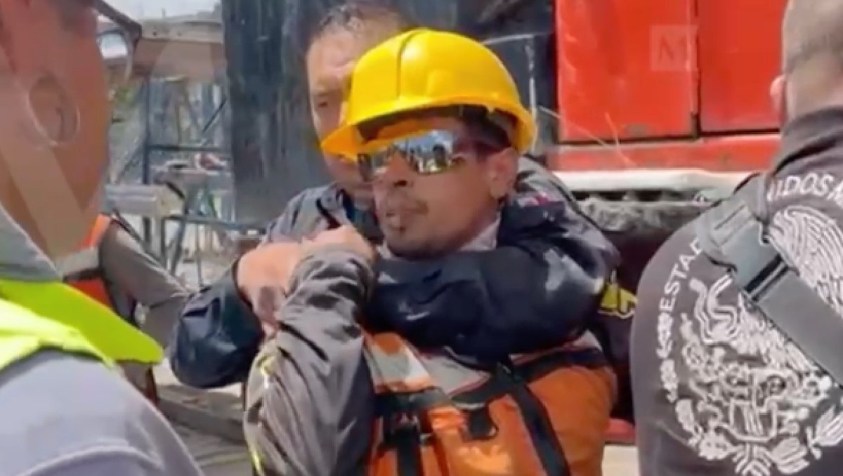 Los policías de Ecatepec amenazaron al trabajador con regresar para detenerlo. Foto: (Especial)