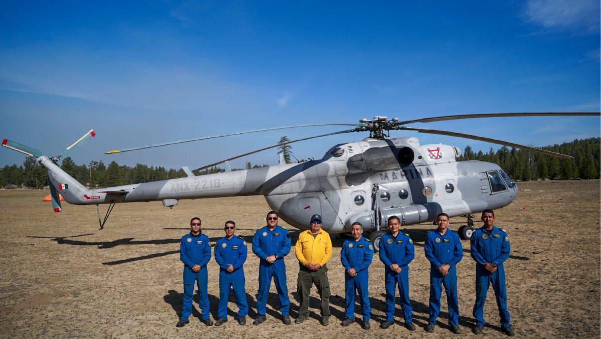 La Semar desplegó un helicóptero MI-17 equipado con helibalde, | Especial