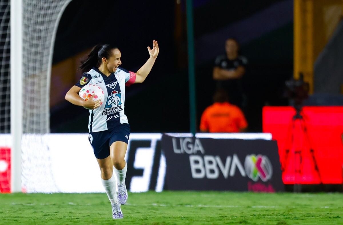 Charlyn Corral, una de las representantes de la Liga MX Femenil que jugarán contra el Barcelona (Imago7)