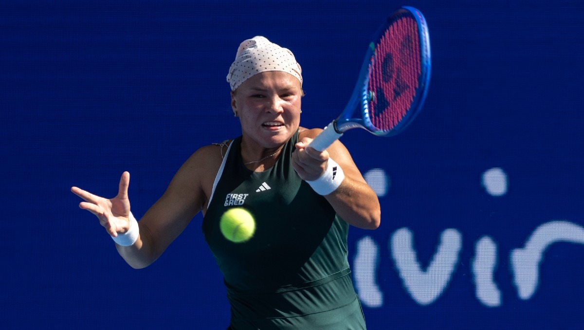 Diana Shnaider derrotó a Elise Mertens en el Abierto GNP Seguros (EFE)