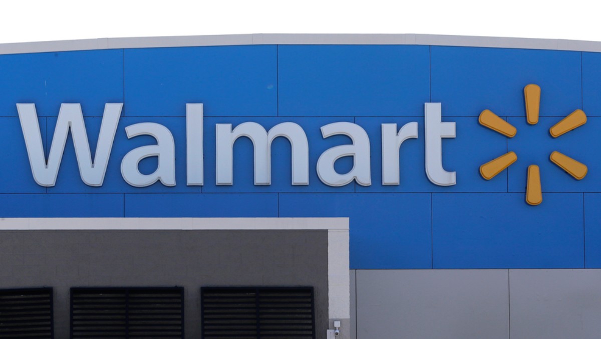 Exterior de una tienda Walmart, en Walpole, Massachusetts. Septiembre de 2019. Foto:  AP