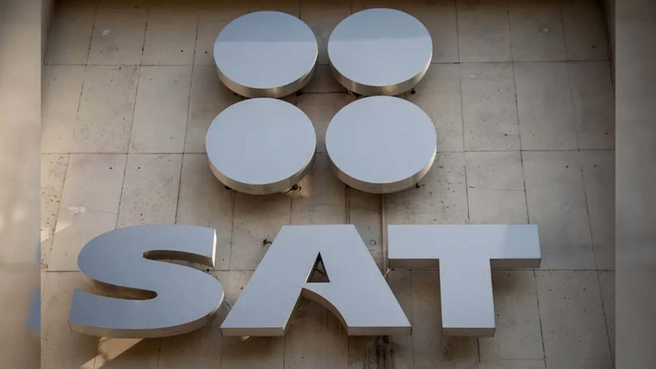 SAT lanza agencia digital para simplificar trámites fiscales