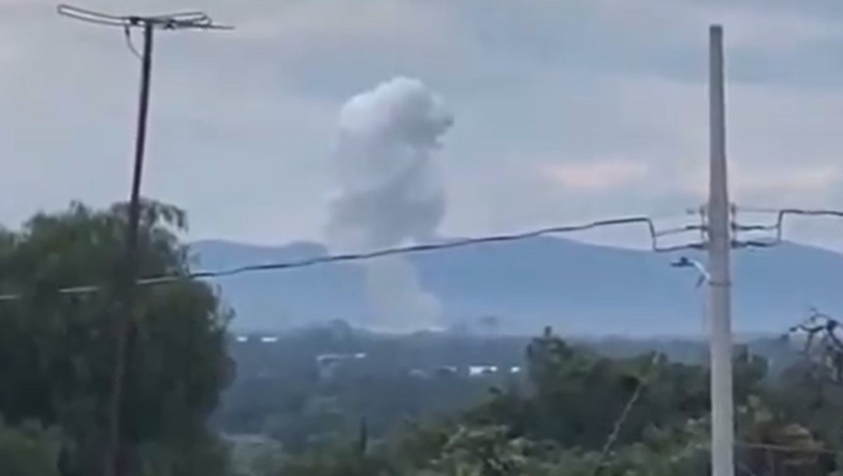 Explosión de polvorín deja heridos y daños en Zacaola, Puebla | Especial