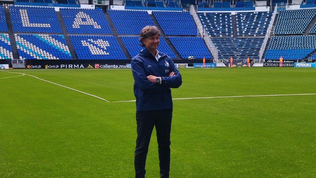Hernán Cristante es presentado como director técnico del Puebla (Jaime Zambrano)