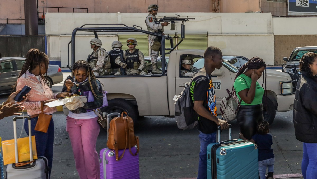 Señalan malas condiciones de seguridad y salubridad para los migrantes. (EFE)
