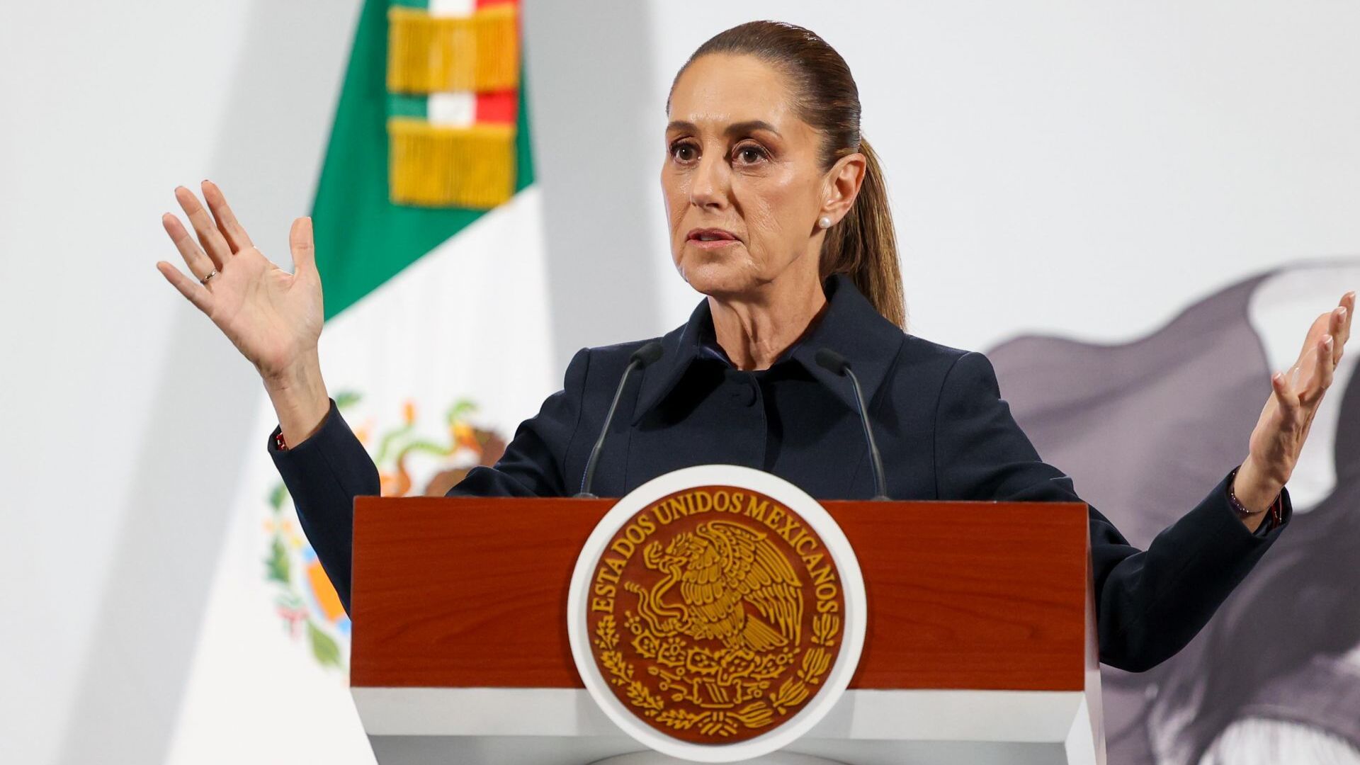 Sheinbaum descarta un "bombardeo" de la DEA a cárteles