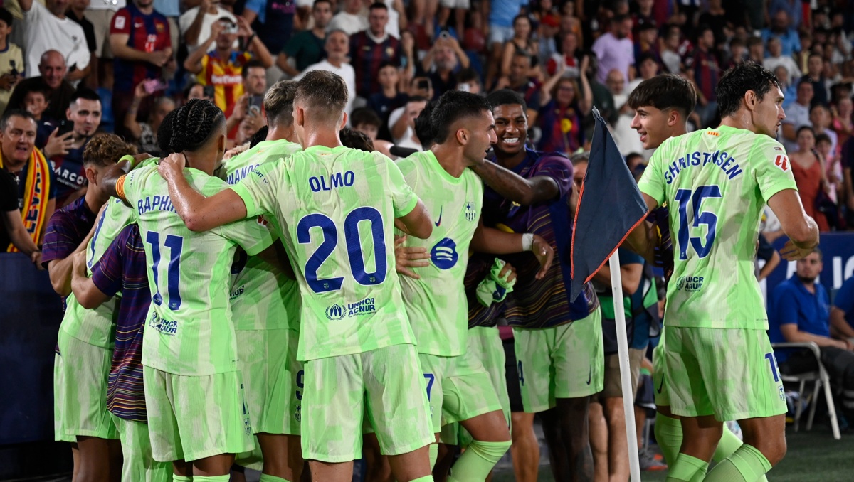 Barcelona con un regreso épico vence al Levante en LaLiga (EFE)
