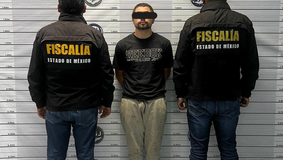 Jonathan “N”, líder de la célula criminal “Los Torrijos”, fue detenido en Acambay por extorsión a negocios y taxistas. Especial
