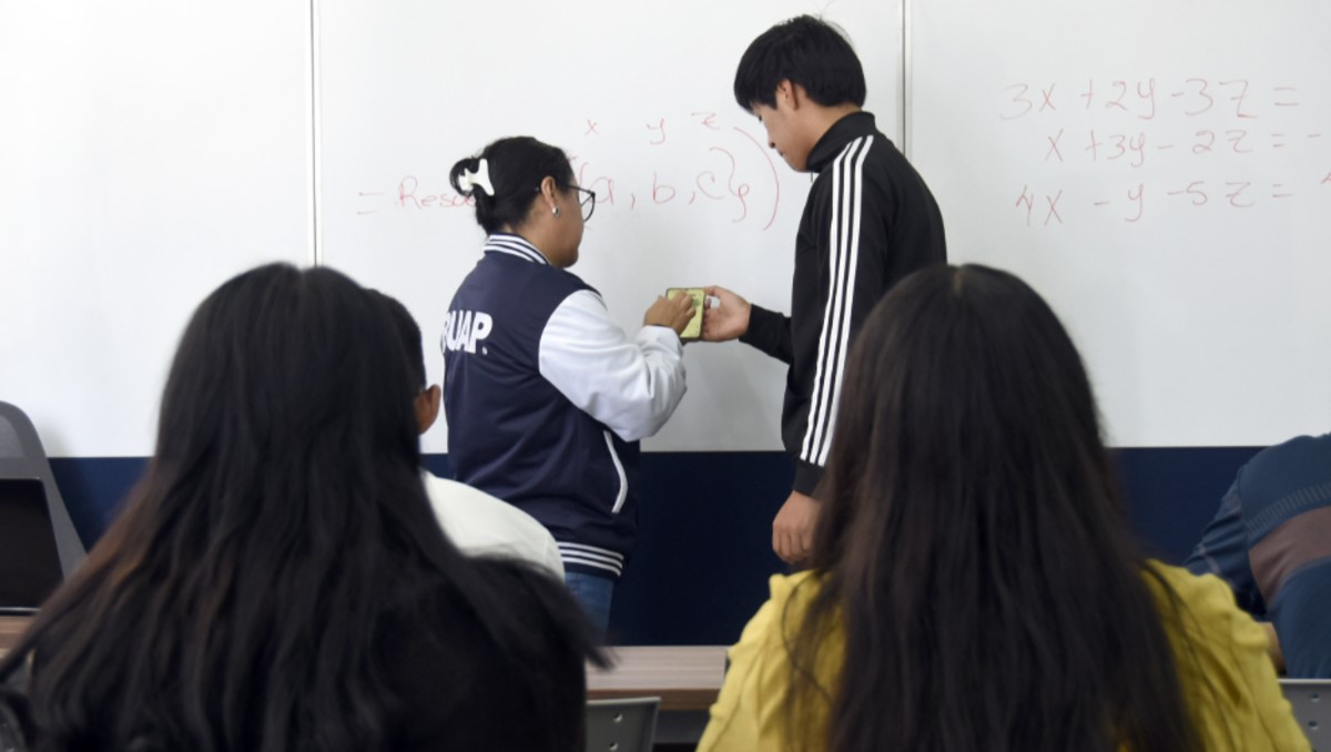 Aspectos de docentes en Puebla | Agencia Es Imagen