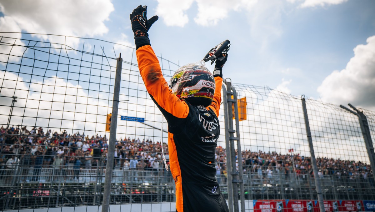 Patricio O'Ward es subcampeón de IndyCar (X @ArrowMcLaren)
