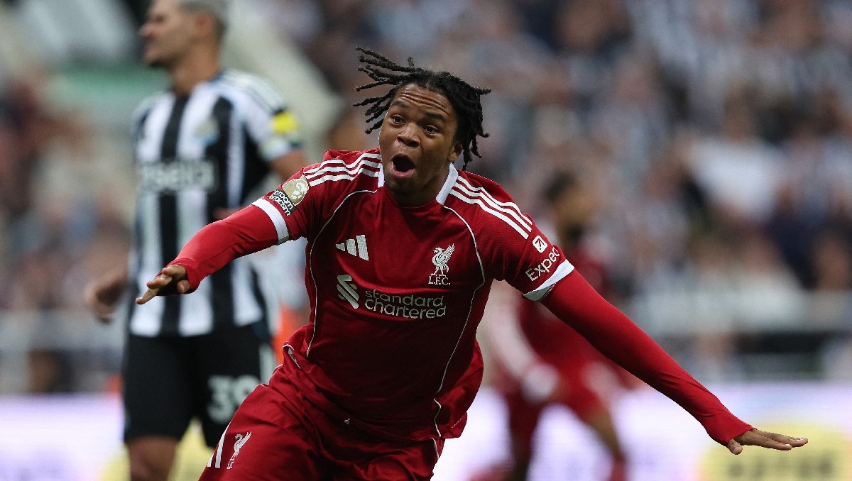 Liverpool derrotó agónicamente al Newcastle con gol al ultimo minuto (Reuters)