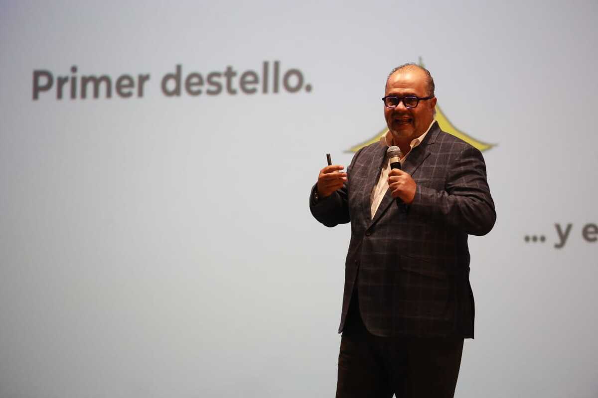 El presidente de Dale Carnegie México destacó la importancia de humanizar las interacciones digitales en un entorno cada vez más virtual. (Cortesía)