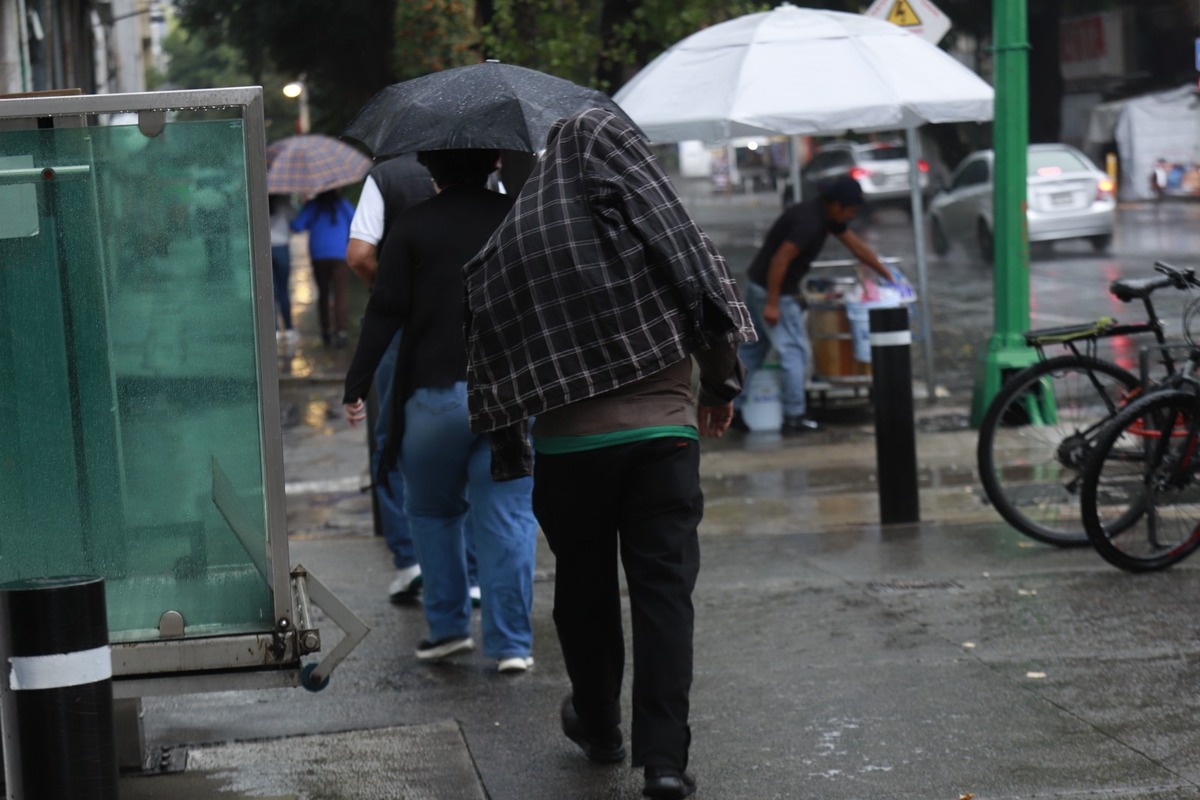 Probabilidad de lluvias fuertes en CdMx. | Juan Carlos Bautista
