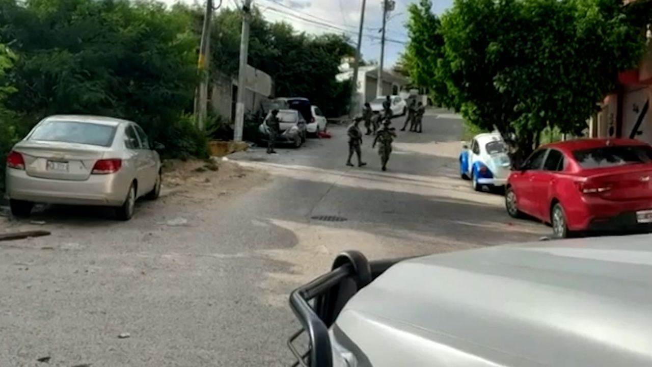 En Acapulco, Guerrero, son asesinados dos taxistas a balazos