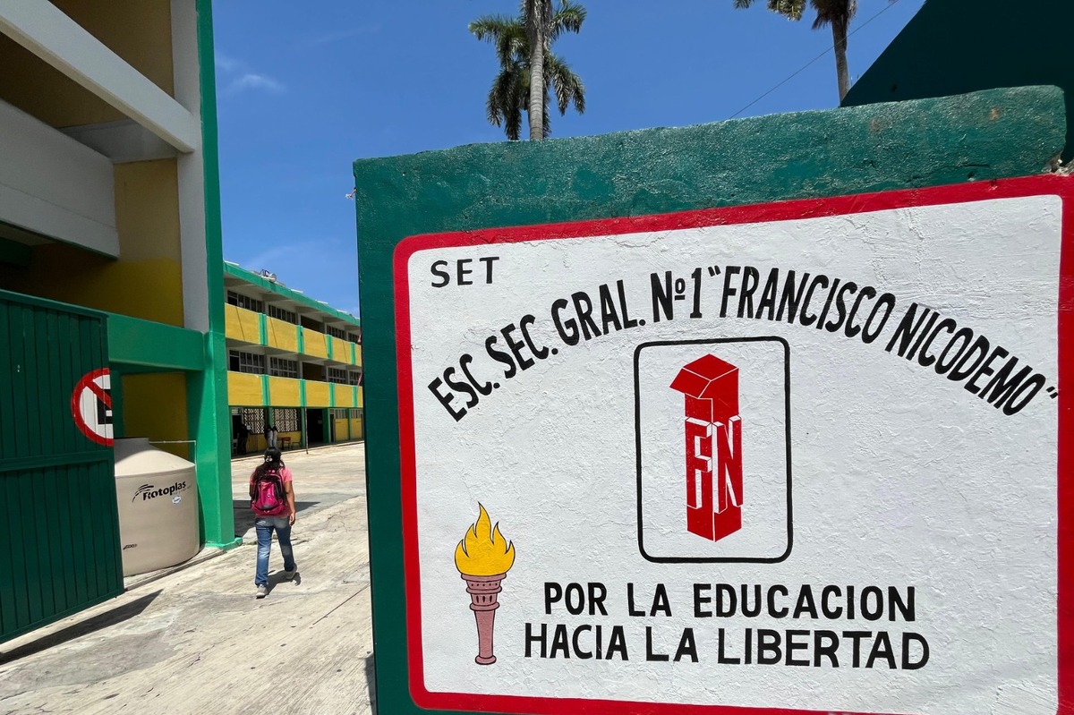 Las escuelas se han vuelto centro de polémicas por el cambio de turno | Yasmín Sánchez