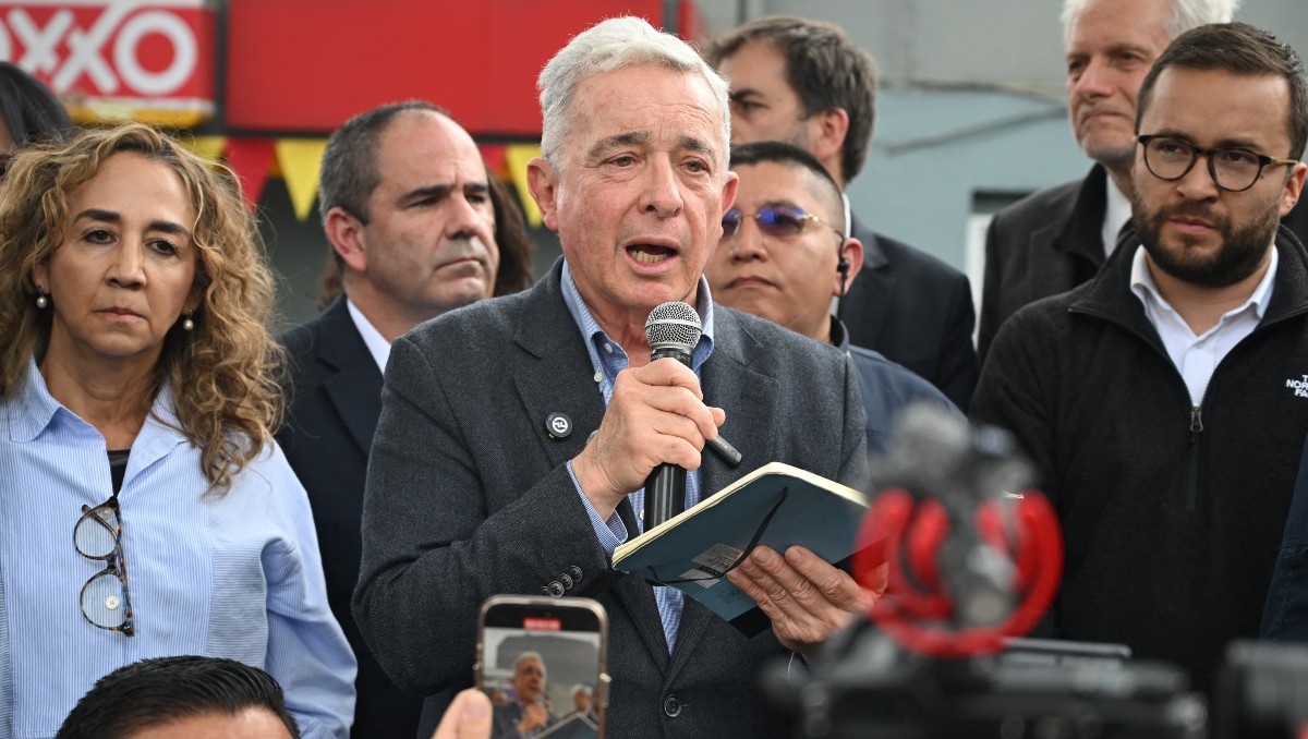 Miguel Uribe Londoño, de 72 años, aspira a suceder a Gustavo Petro. | AFP