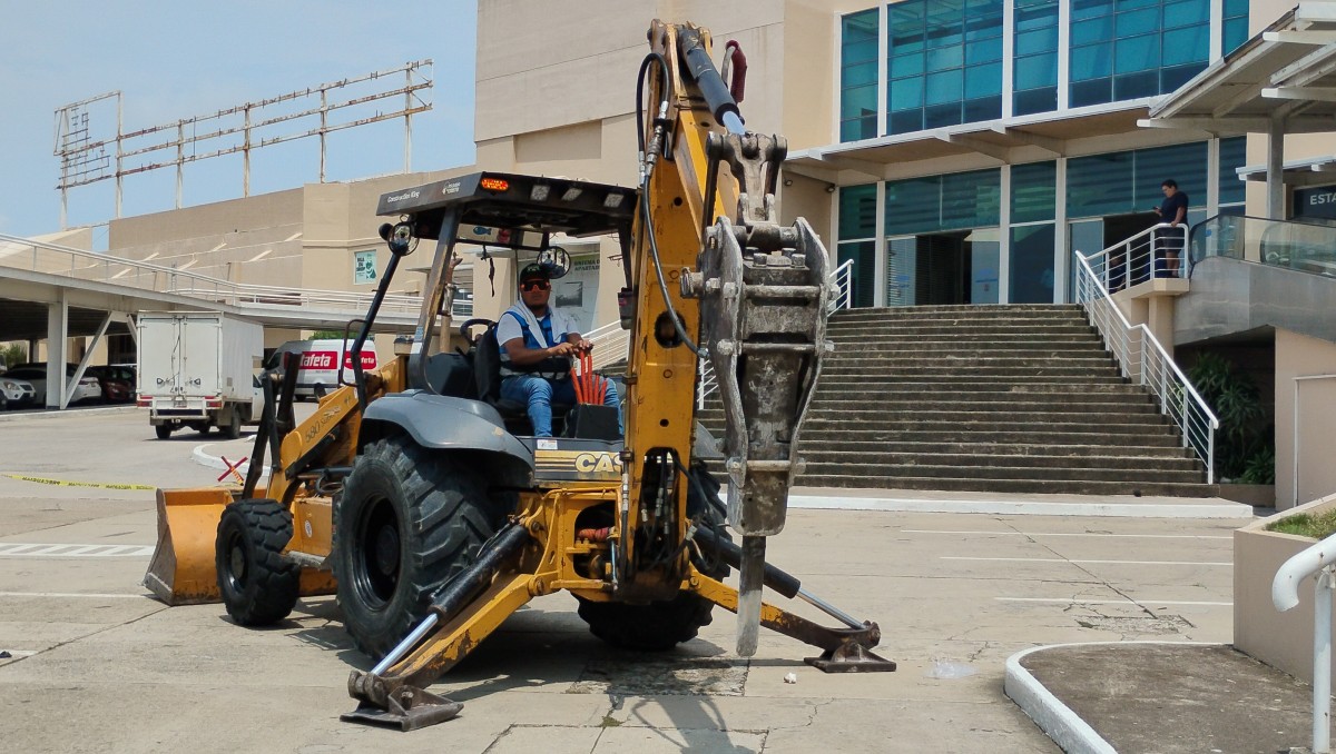 El sector privado realiza proyectos de construcción en Tampico.