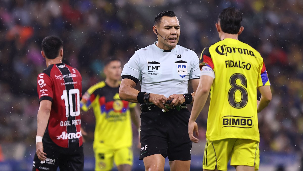 Marco Antonio Ortiz recibió críticas por el partido Atlas vs América (Imago7)