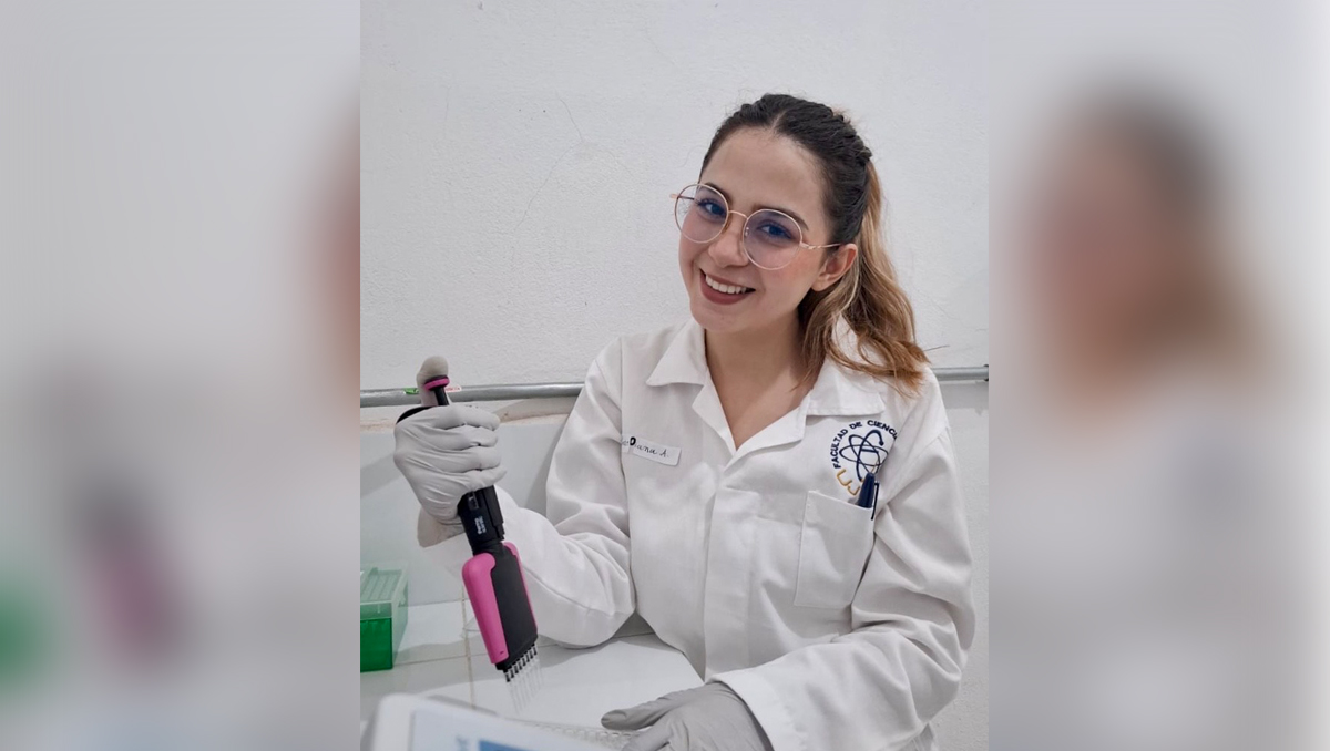 Mariana Alvarado González, estudiante de último año de la licenciatura en Químico Farmacéutico Biólogo. (cortesía)
