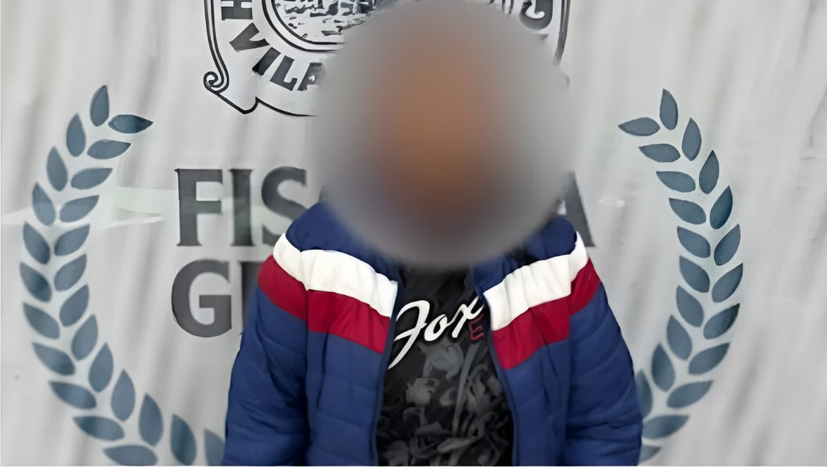 La policía aseguró la motocicleta marca Vento, modelo 2021, que la joven utilizaba para trasladarse tras el allanamiento. | Especial