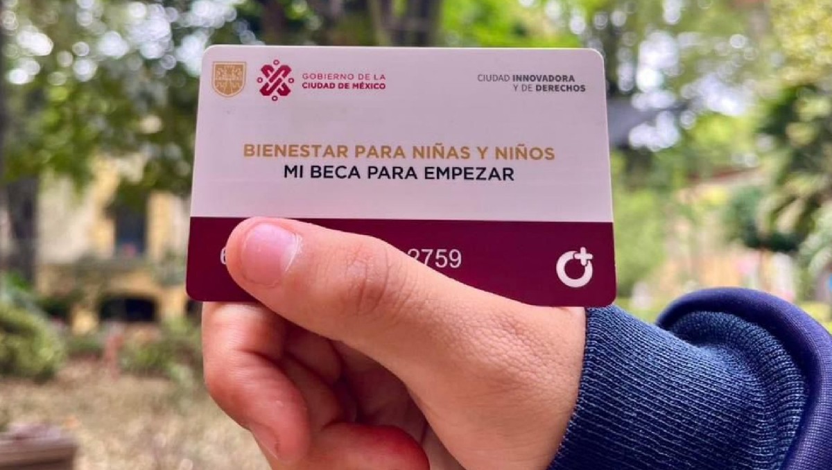 Recoge tu tarjeta Mi Beca Para Empezar | Especial