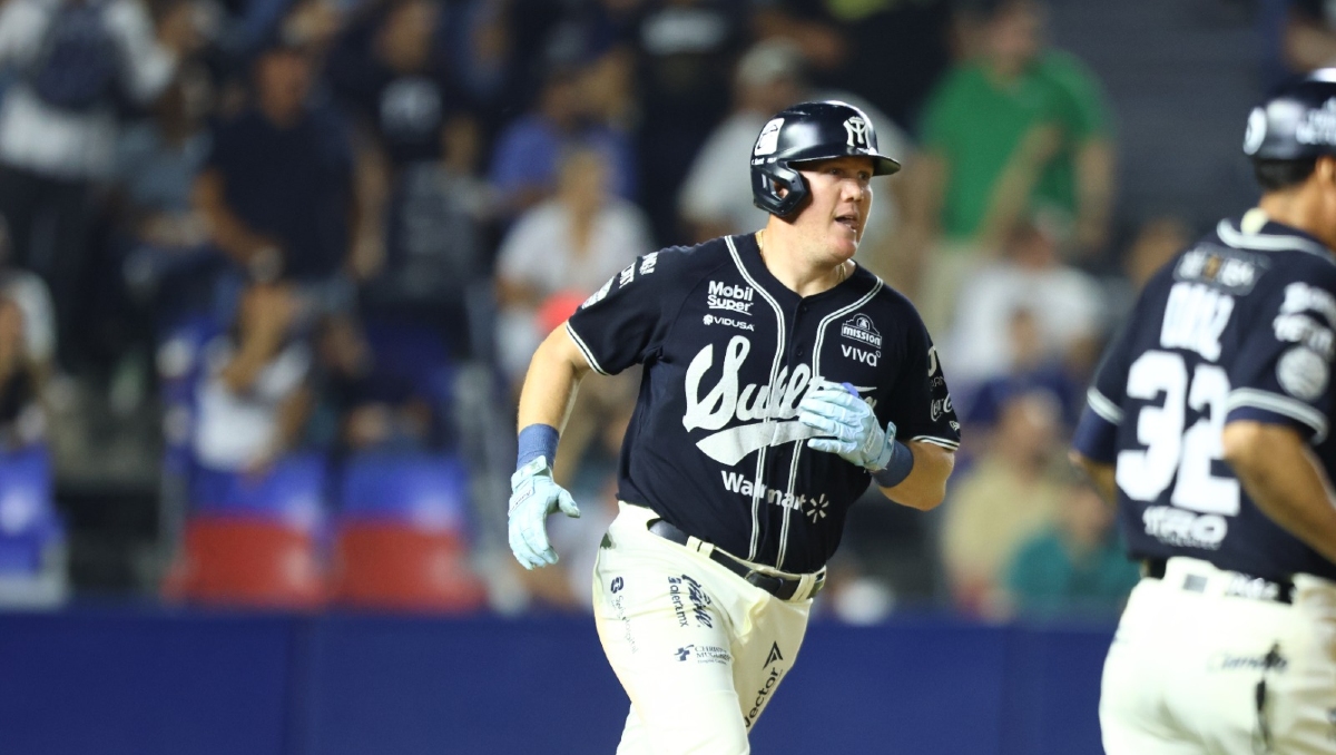 Roberto Kelly elogia el momento que vive Josh Lester en Sultanes (X @SultanesOficial)