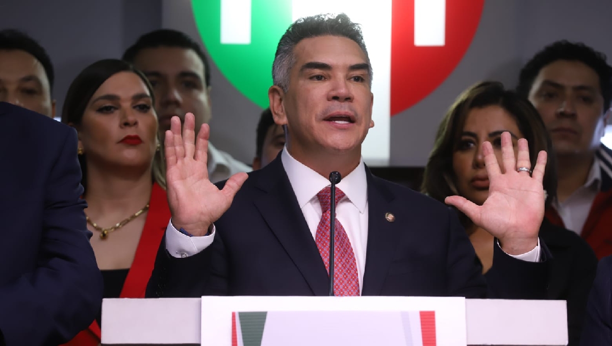 El presidente Nacional del PRI, Alejandro Moreno, ofreció una conferencia de prensa. | Jesús Quintanar