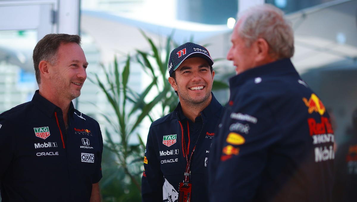 Helmut Marko habló con Checo Pérez tras su regreso a la Fórmula 1 (Imago7)