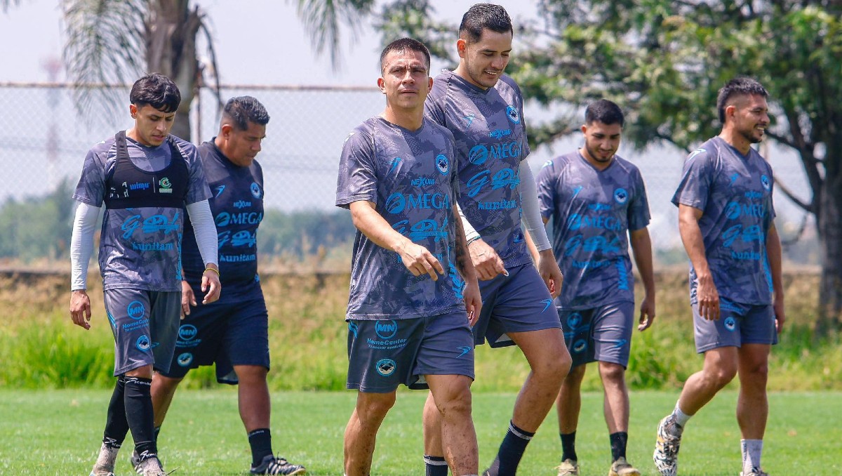 Plantel de la Jaiba Brava realizó un entrenamiento en Irapuato, antes de enfrentar a los Freseros.