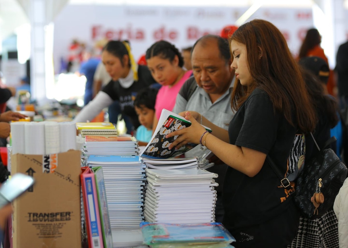 Arranca en Ecatepec la Feria de Regreso a Clases 2025 para ayudar a la economía familiar