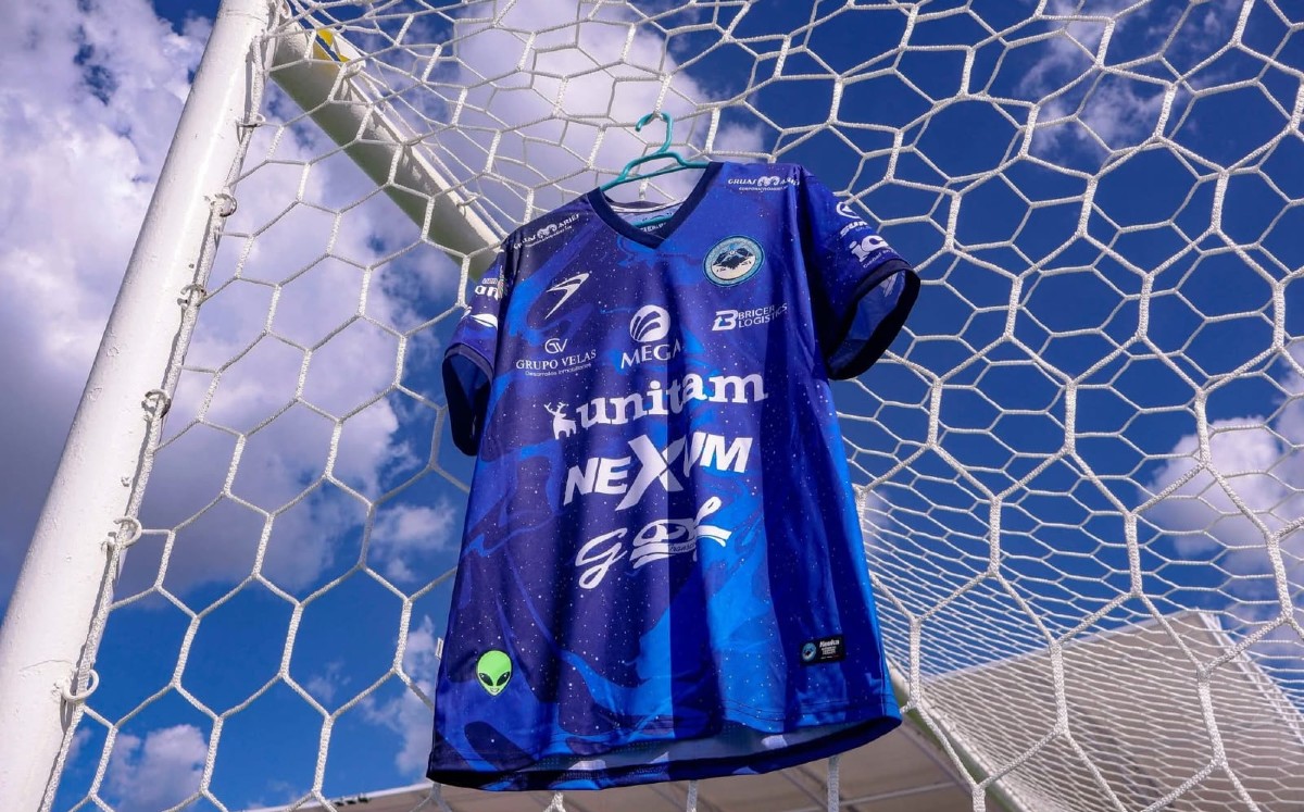 Jaiba Brava decidió estrenar su segundo uniforme con temática del fenómeno ovni. | Víctor Hugo Durán
