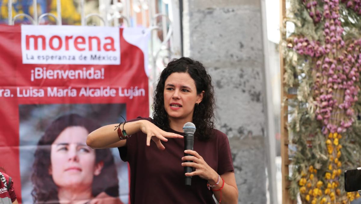 María Luisa Alcalde , presidenta de Morena encabezó la asamblea seccional en Las Flores, Coyoacán | Araceli López