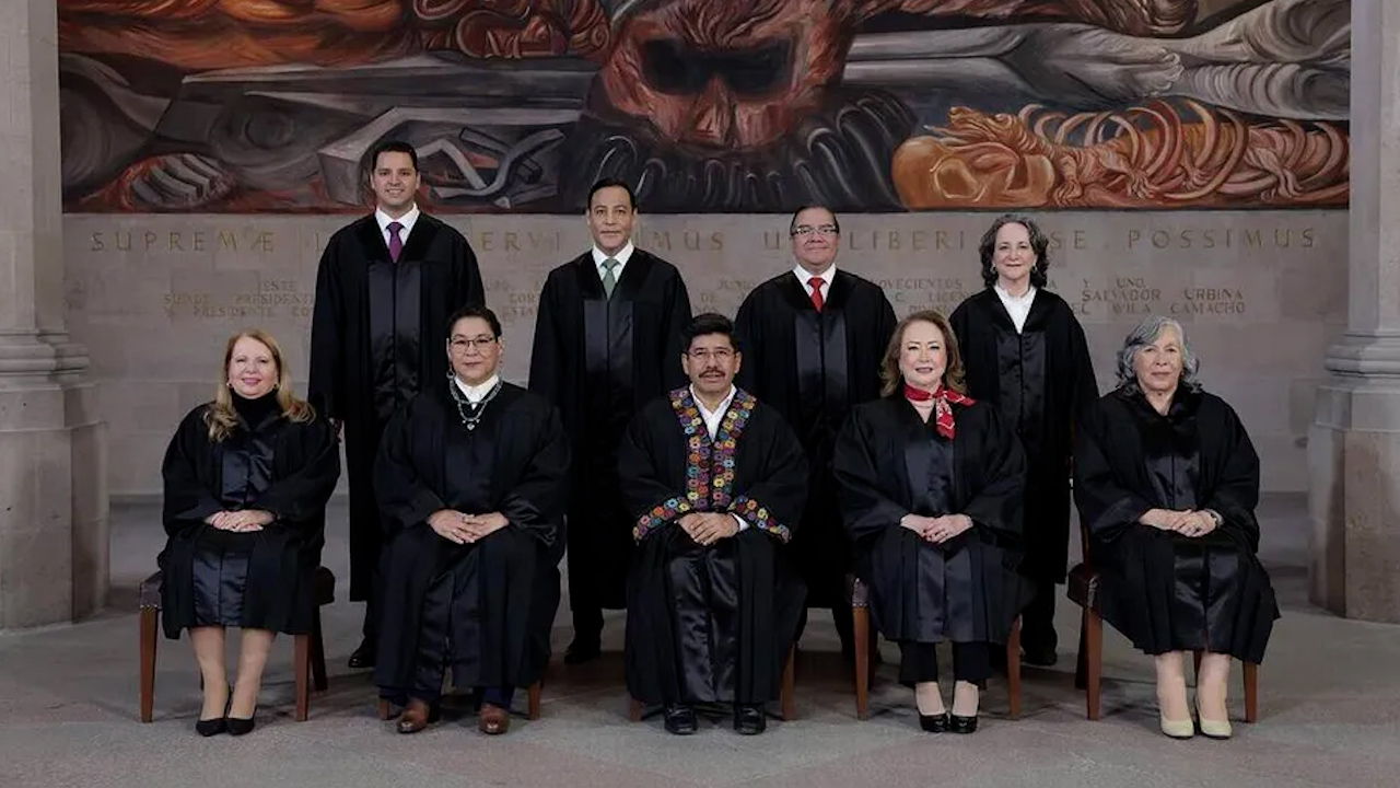 Difunden imagen de los nuevos ministros de la Suprema Corte, quienes llegan con 64% de aprobación