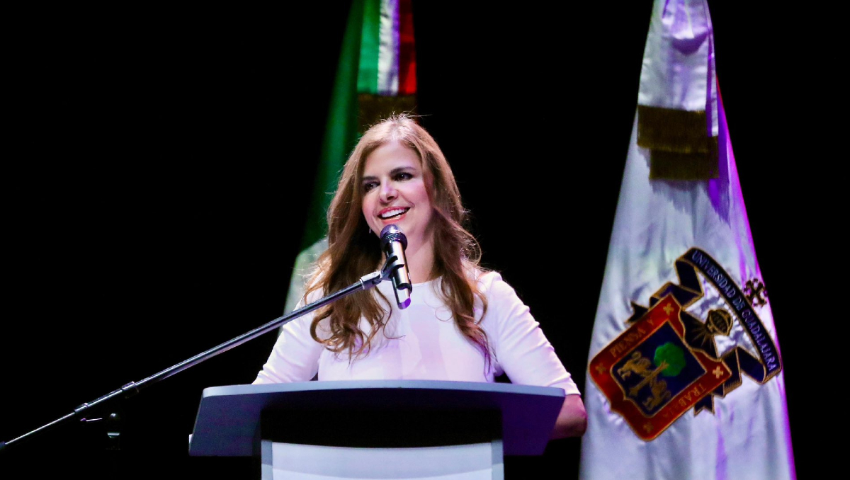 Karla Planter, rectora de la UdeG, estuvo atenta al primer informe de la presidenta Claudia Sheinbaum (Foto: X @KarlaPlanter)