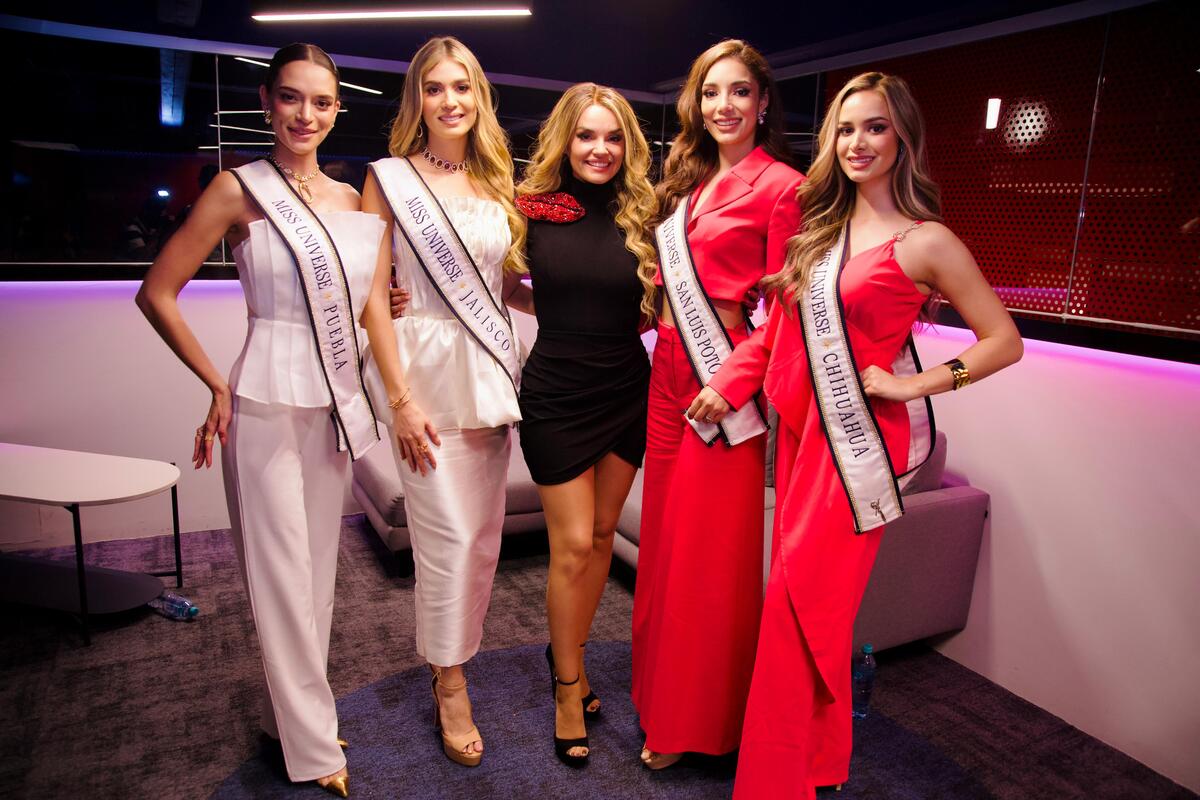 Melody se reunió con algunas candidatas del Miss Universe México. (Cortesía Francisco Martínez)