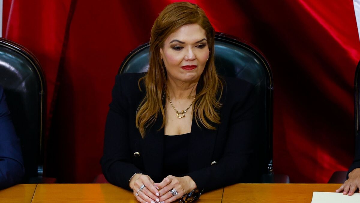 La presidenta del PJNL al salir del Congreso local ofreció unas palabras. | Jorge López.