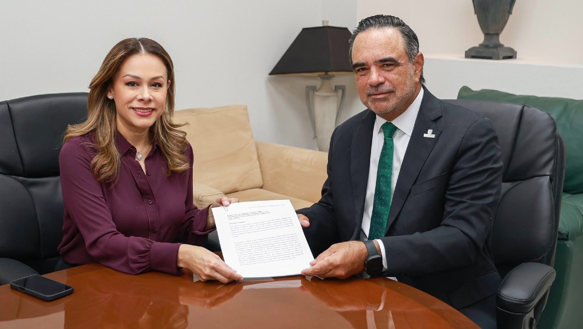 Tania Contreras inició con Hernán de la Garza el proceso de entrega-recepción del Supremo Tribunal de Justicia en Tamaulipas.