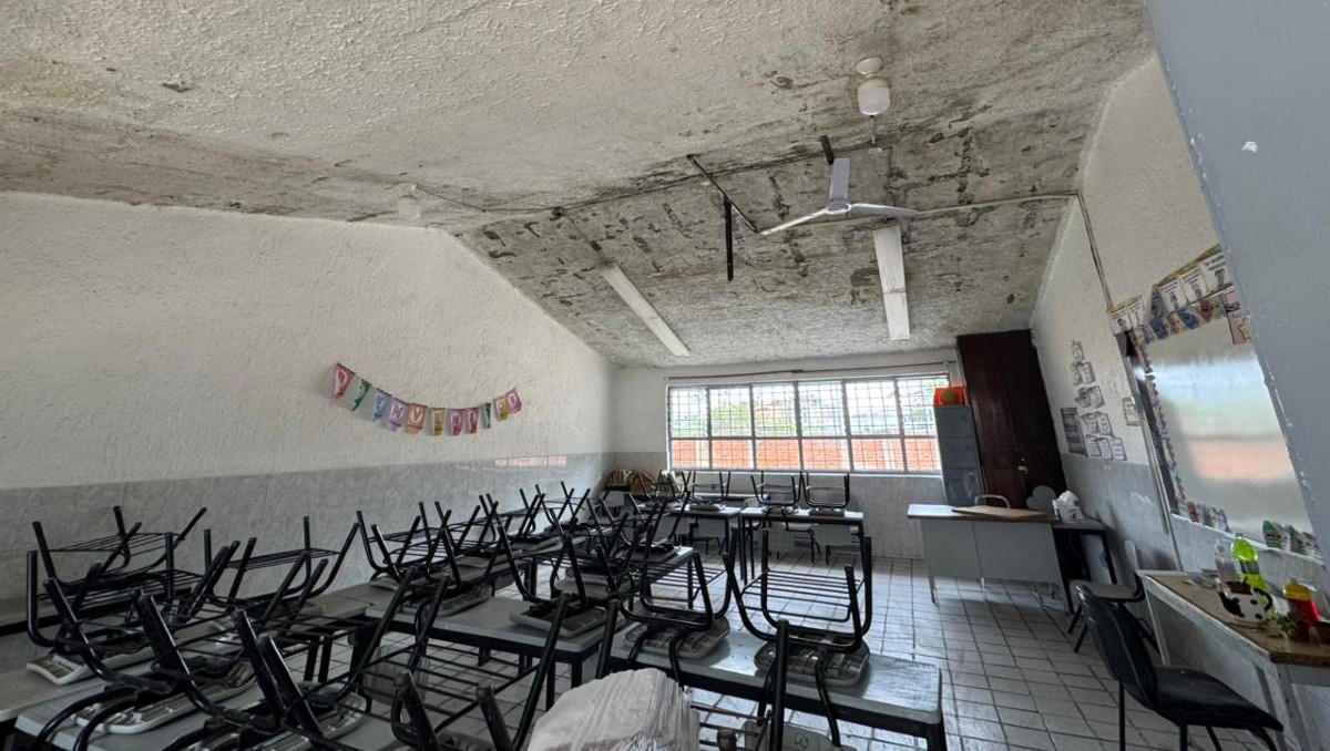 Escuela en Tonalá, Jalisco sufre daños estructurales y es clausurada (Alan Castellanos)
