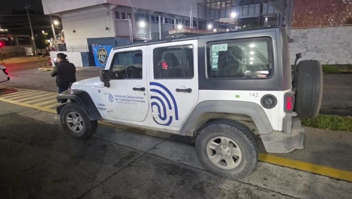 Forense llegó al lugar del accidente en Guadalajara (Vicente Torres Alfaro)