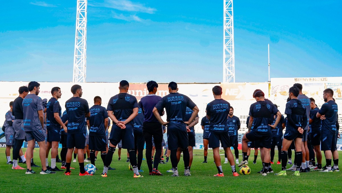 Jaiba Brava regresó a los entrenamientos para enfrentar al Tapatío.